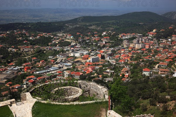 View across the ruins at the Skanderbeg Museum to the new part of town