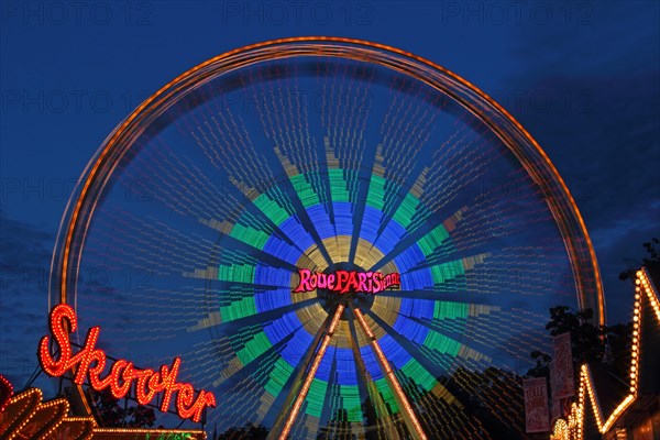 Ferris wheel at the blue hour