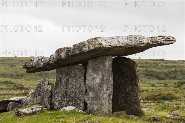 Poulnabrone Dolmen