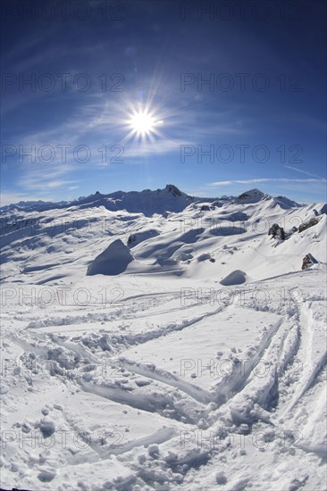 Winter mountain landscape with Spitzmeilen Mountain and Wissmeilen Mountain