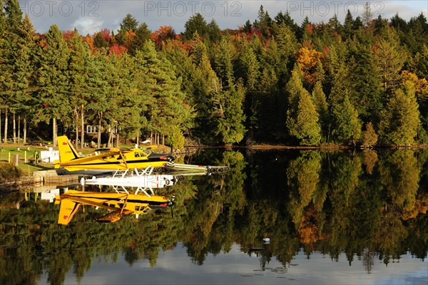 Seaplane on Smoke Lake