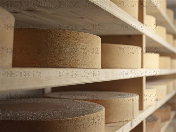 Storing mountain cheese