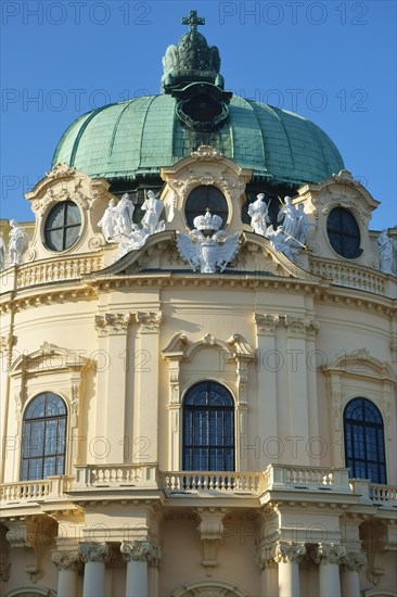 Dome of the imperial wing with the imperial crown