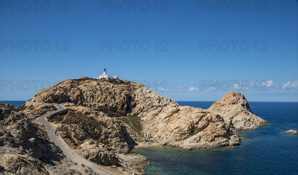 Ile de la Pietra with lighthouse at the tip of L'Ile-Rousse