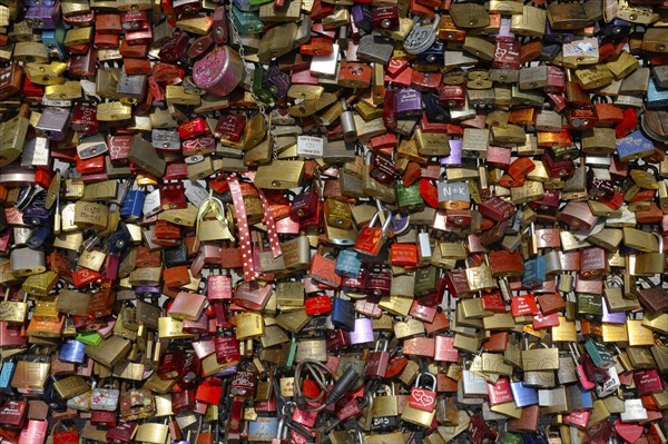 Love locks on the railing of the Hohenzollern Bridge