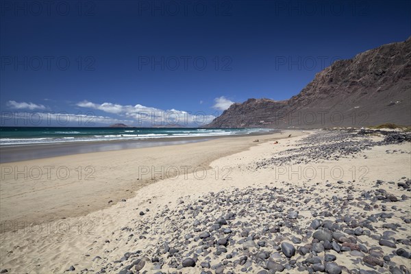 Famara beach