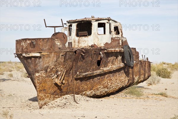 Stranded ship at the port of Mo'ynoq or Muinak