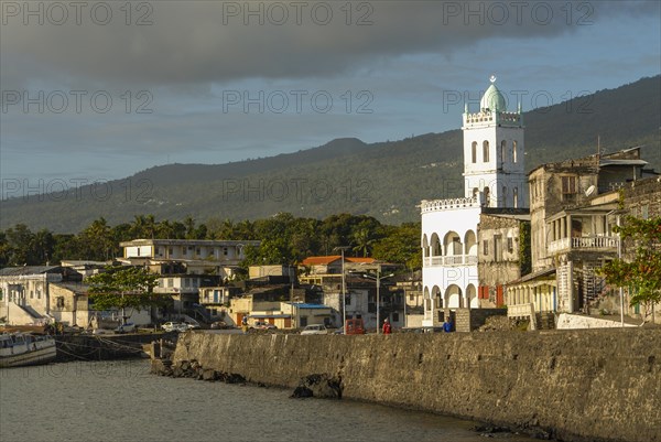 The old harbour of Moroni