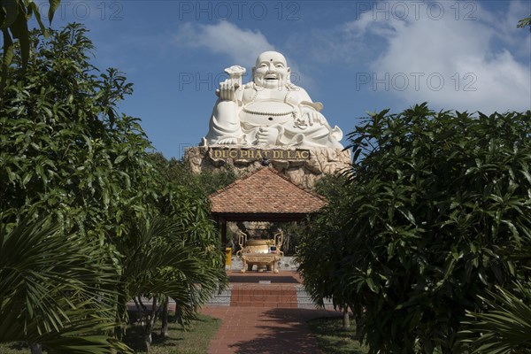 Buddha sculpture