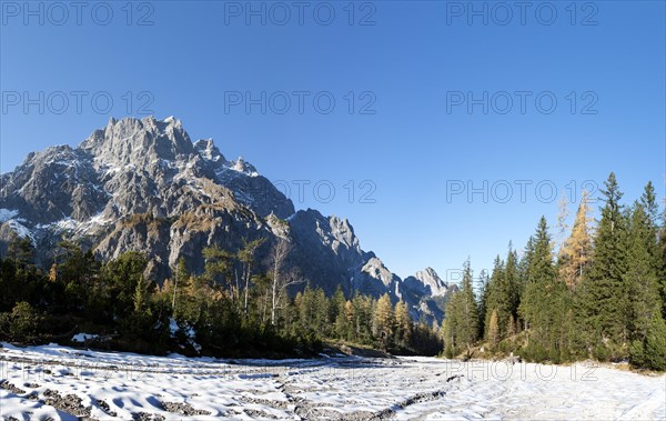 Wimbachtal with Hochkaltergebirge mountains