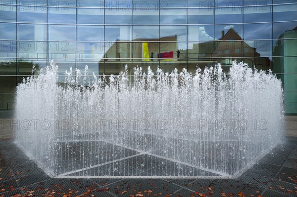Hexagonal Water Pavilion by Jeppe Hein