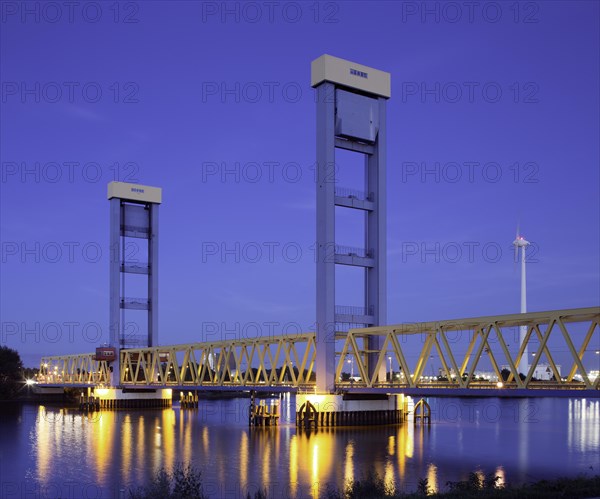 Kattwykbrucke vertical lift bridge over the Southern Elbe in Hamburg Harbour