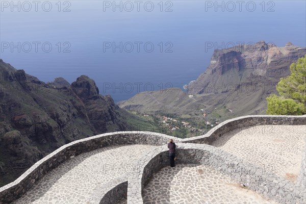 View from the Mirador de Santo into the valley of Tagaluche