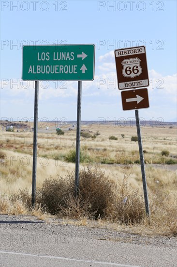 Turnoff to the Historic Route 66