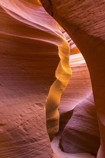 Lower Antelope Canyon