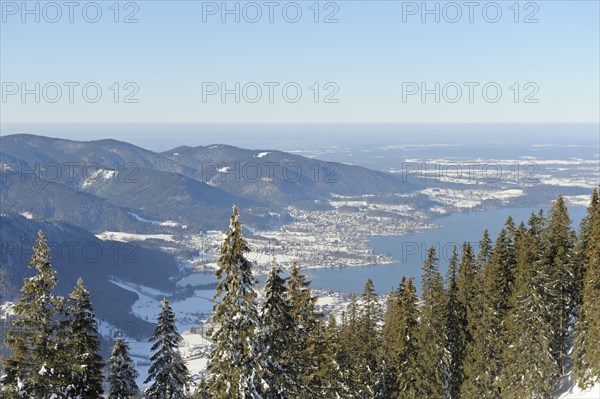 Lake Tegernsee in winter