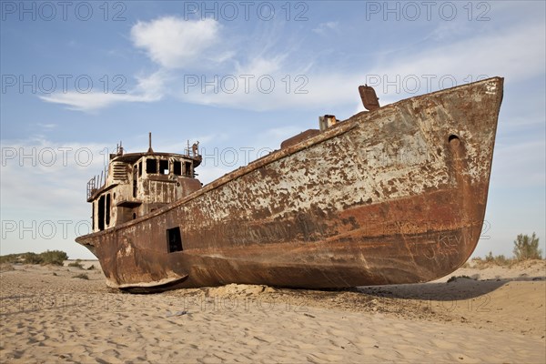 Stranded ship at the port of Mo'ynoq or Muinak