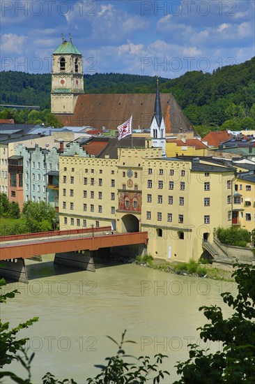 Brucktor Gate and Red Bridge