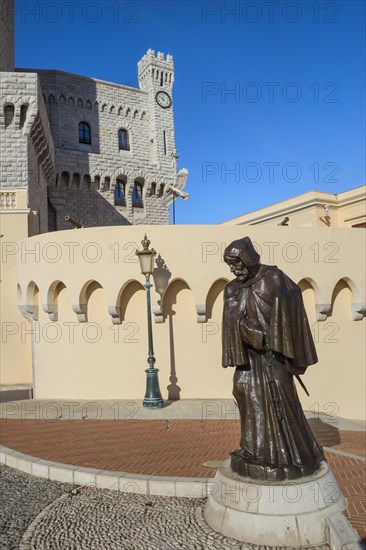 Francois Grimaldi statue