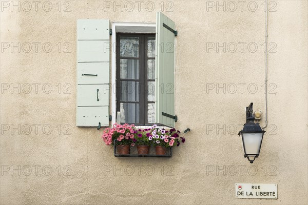 Facade with a window
