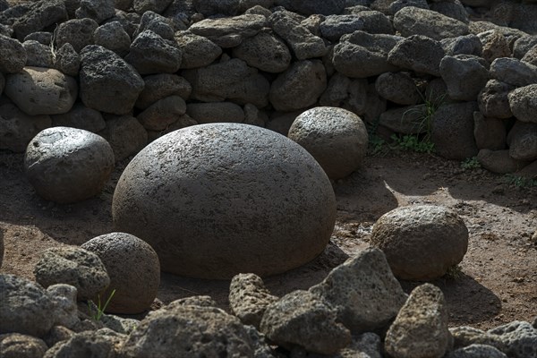 Ahu Te Pito Kura