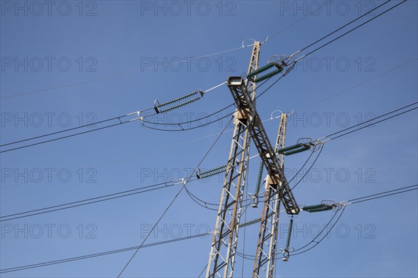Electricity pylon with high voltage line