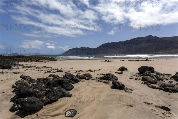 Famara beach