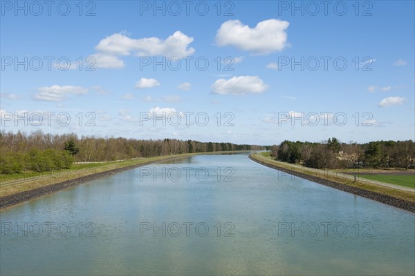 Federal waterway Elbe Lateral Canal