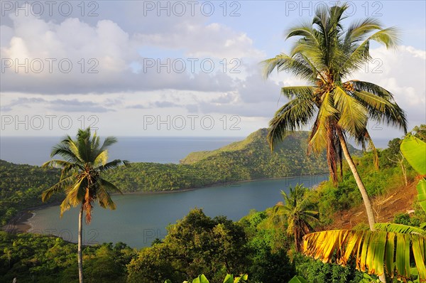 The northern tip of the island Grande-Terre with the Baie de Handreman