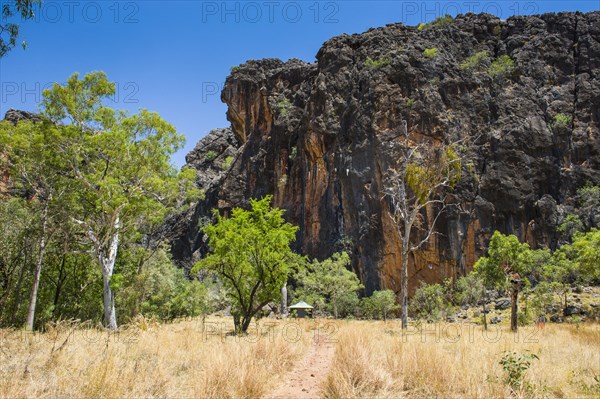 Entrance to Tunnel Creek