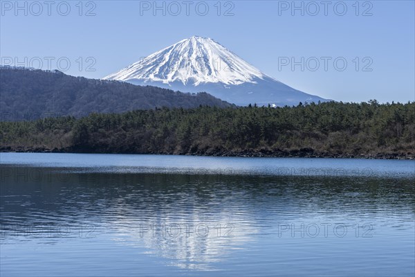 Lake Saiko