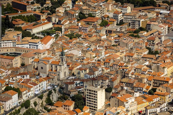 Historic centre with the church Eglise Saint Louis