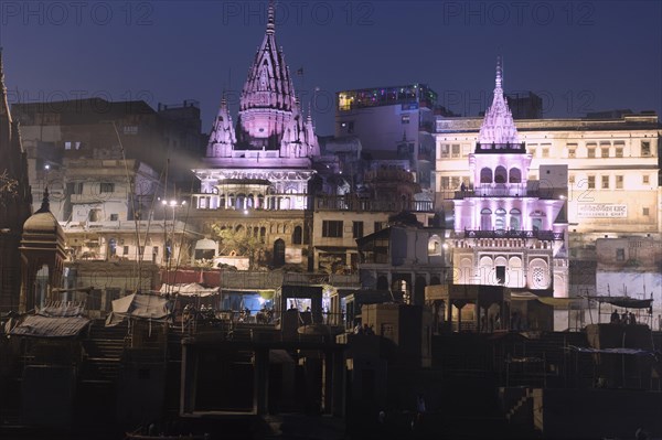 Temples at Manikarnika Ghat at night