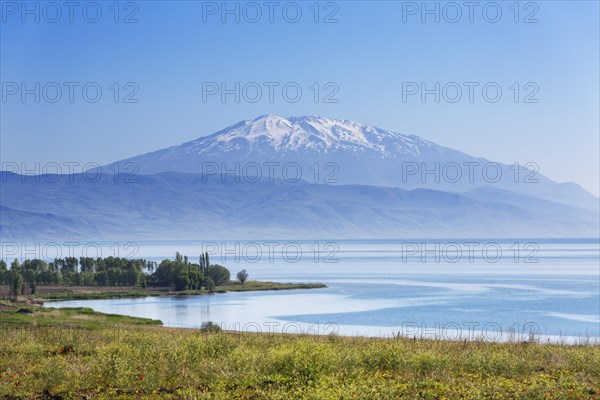 The Volcano Mount Suphan or Suphan Dagi