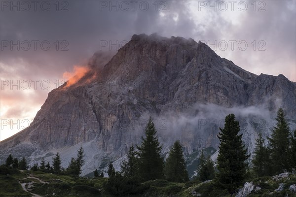 Evening atmosphere at Lagazuoi