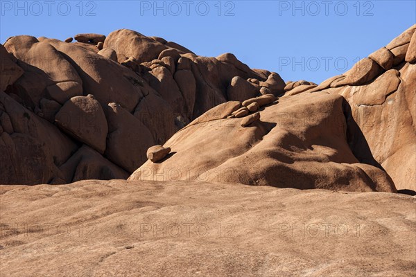 Rock formations and boulders at Spitzkoppe