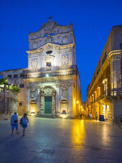 Church of Santa Lucia alla Badia on cathedral square