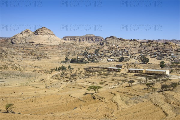 Mountain landscape along the road from Asmarra to Qohaito