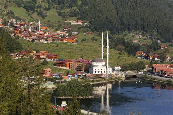 Lake Uzungol