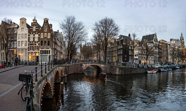 Bridge over the canal at dusk