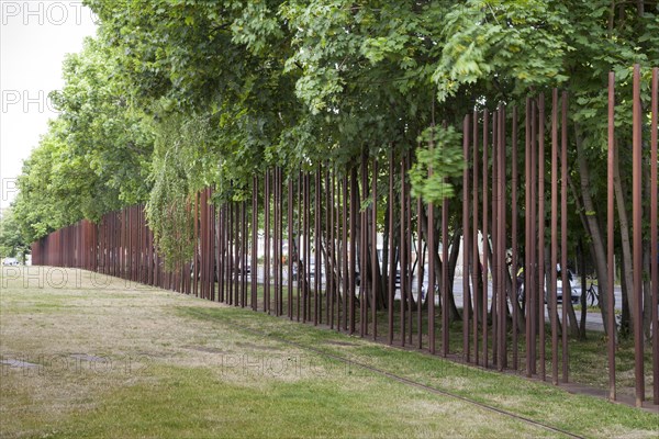 Metal bars symbolising the former course of the Berlin Wall
