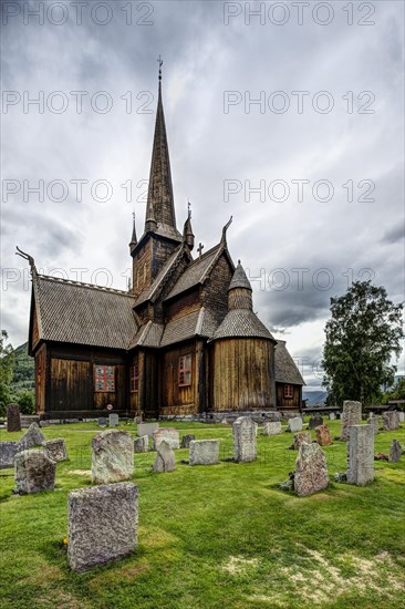 Lom Stave Church