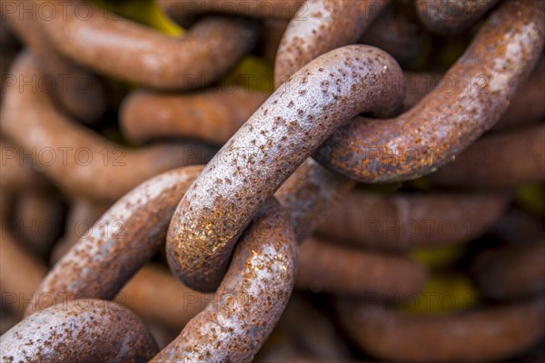 Rusty large metal chain