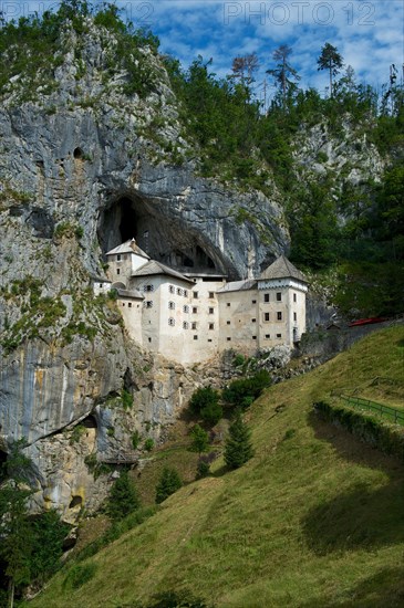 Predjama Castle