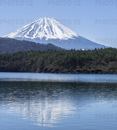 Lake Saiko