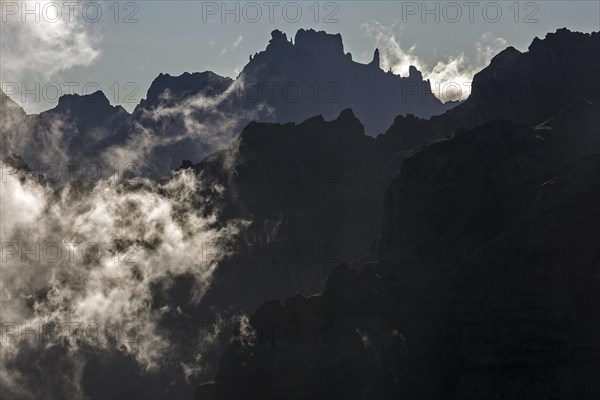 Silhouettes of the mountains in the Parque Natural de Madeira