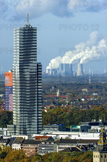 Kolnturm tower in the Mediapark