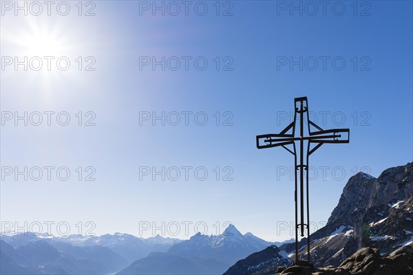 Summit cross