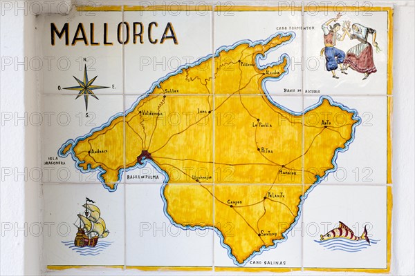 Map of Majorca on tiles