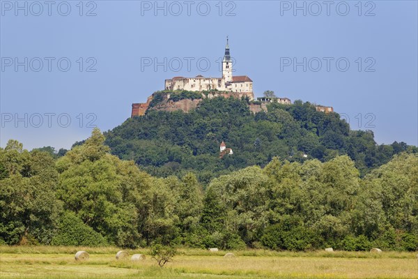 Burg Gussing castle